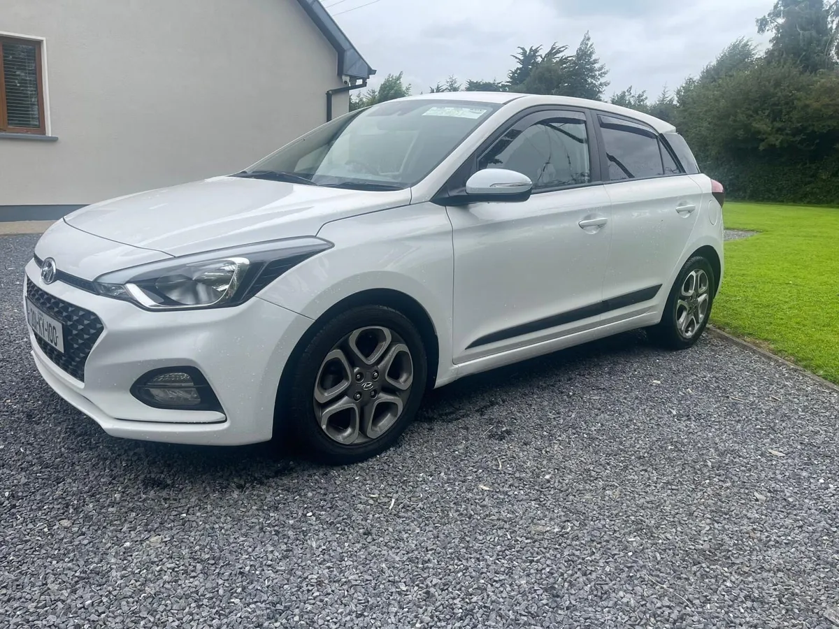 Hyundai i20 - Image 1