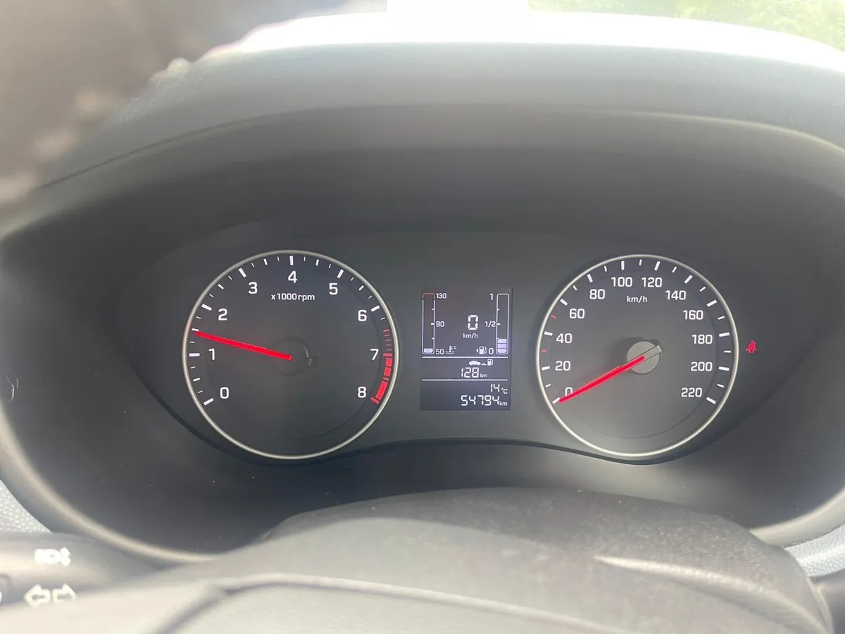 Hyundai i20 - Image 4