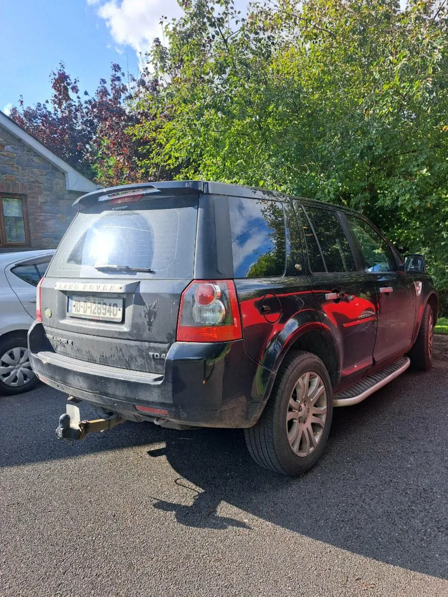 2010 Land-rover Freelander - Image 1