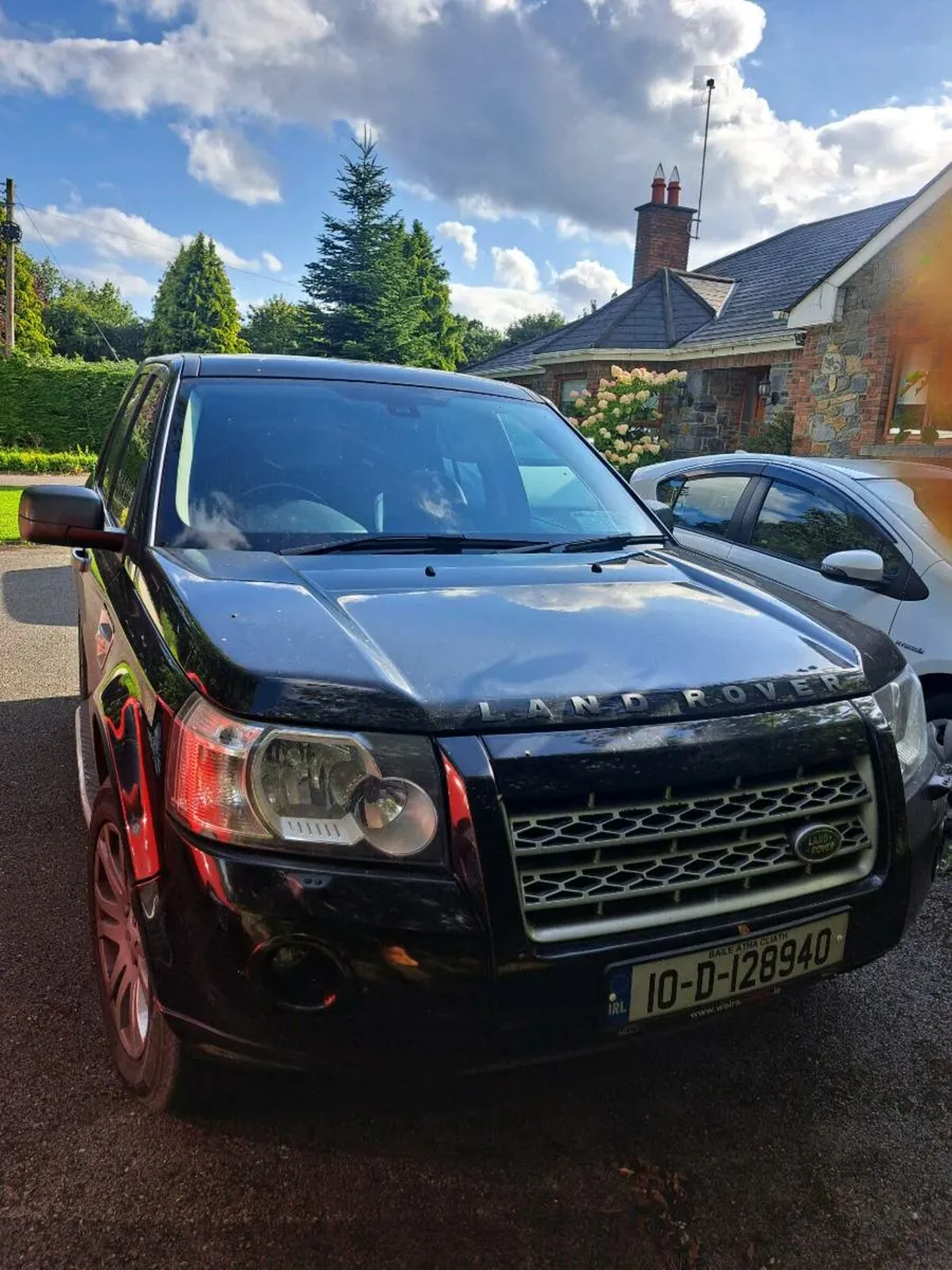 2010 Land-rover Freelander - Image 2