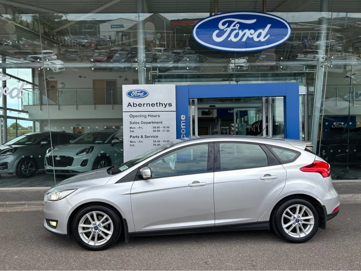 Ford Focus Style 1.6 Tdci 95ps 5DR 4DR - Image 1