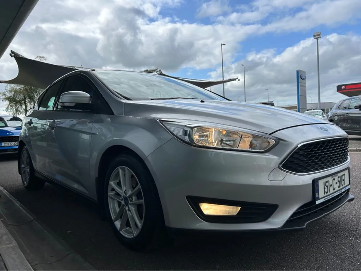 Ford Focus Style 1.6 Tdci 95ps 5DR 4DR - Image 4