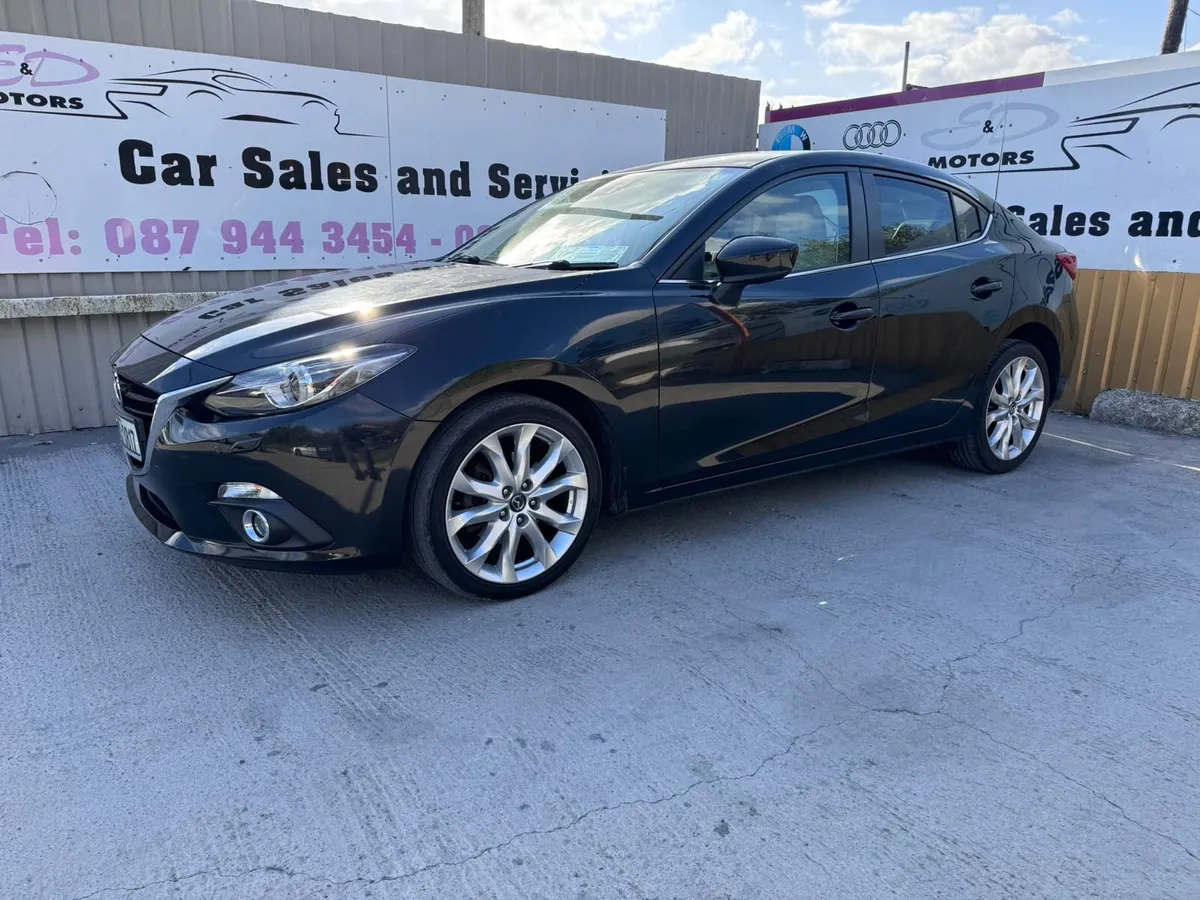 152 Mazda 3 2.2D PLATINUM Low Miles Warranty - Image 2