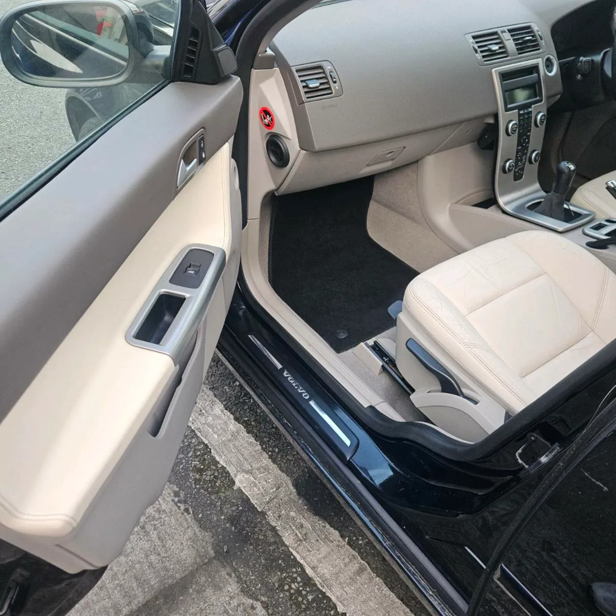 Volvo S40 1.8 petrol - Image 3