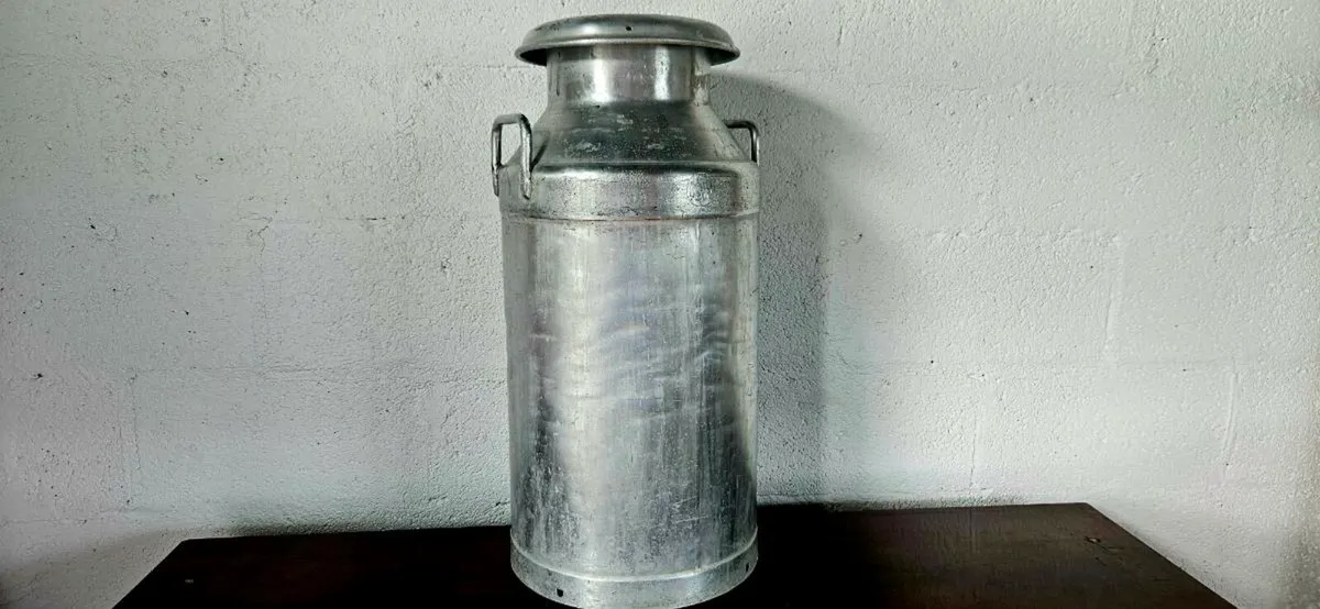 MILK CHURNS - Image 2