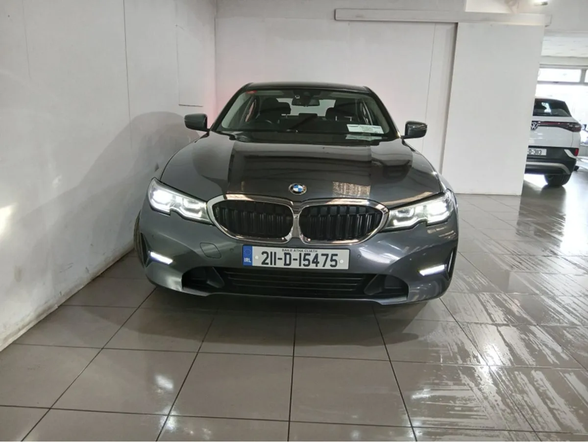 BMW 3 Series 318 Diesel SE Automatic - Image 2