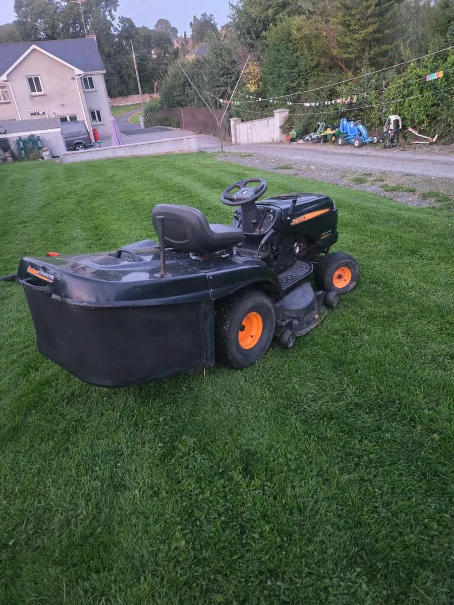 Ride on mower - Image 3