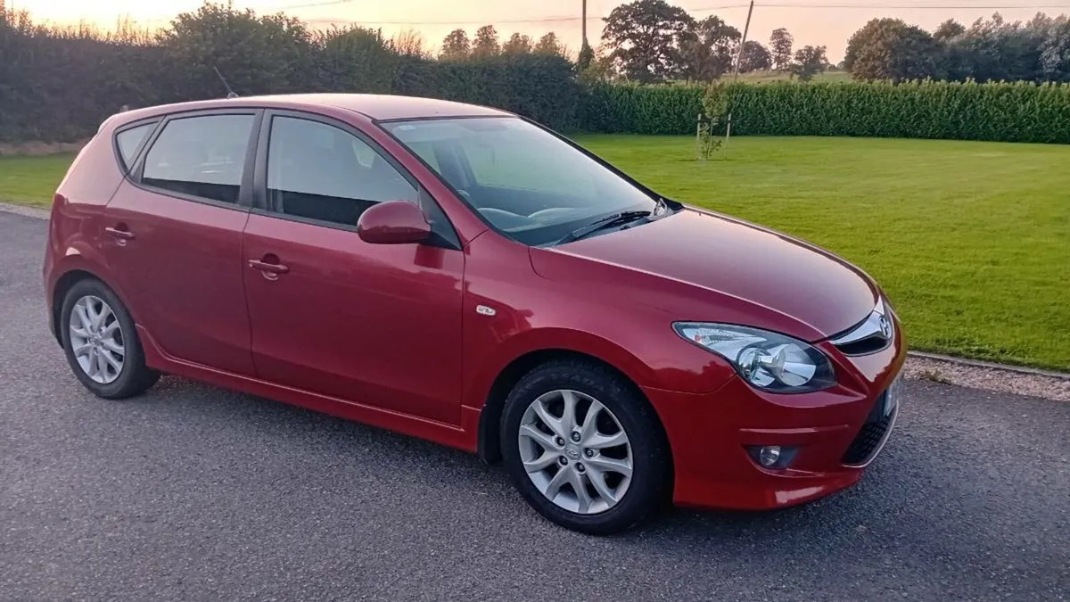 2011 Hyundai i30 diesel - Image 2