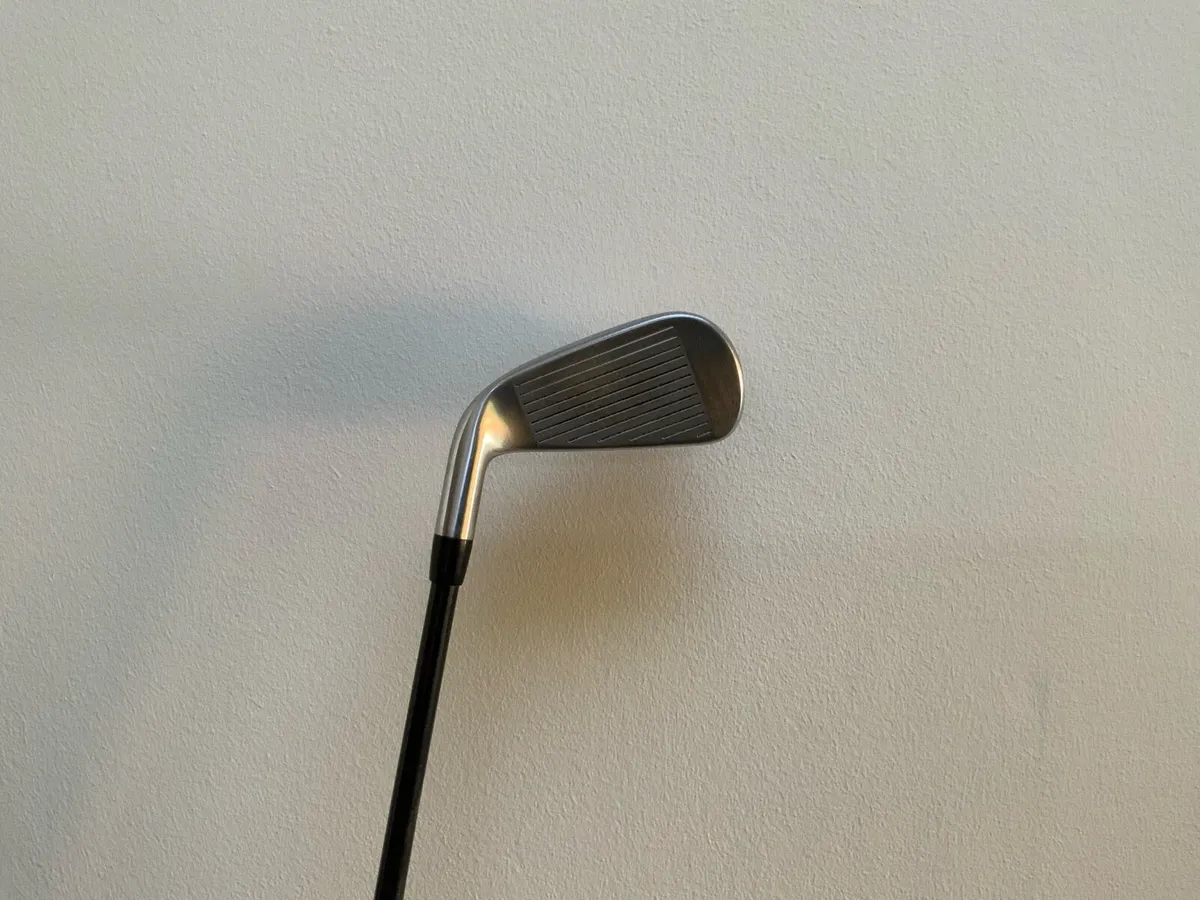 Titleist u505 utility 3 iron - Image 1