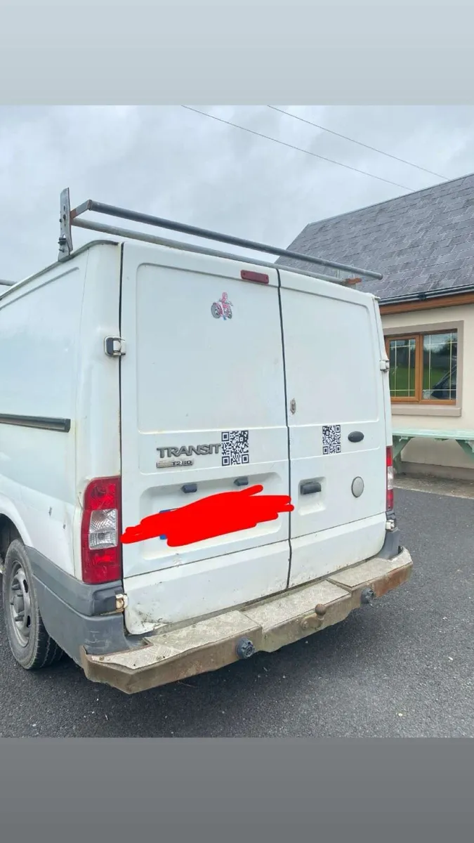 2007 damaged transit van for parts or repair - Image 4