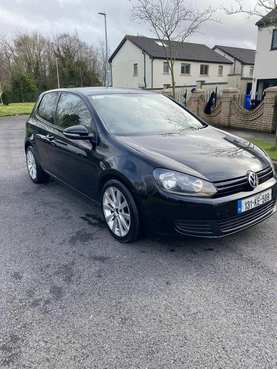 Volkswagen Golf 2013 - Image 1
