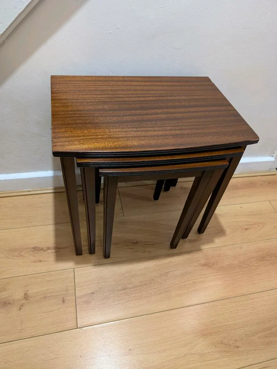 VINTAGE MAHOGANY VENEER NESTING TABLES - Image 1
