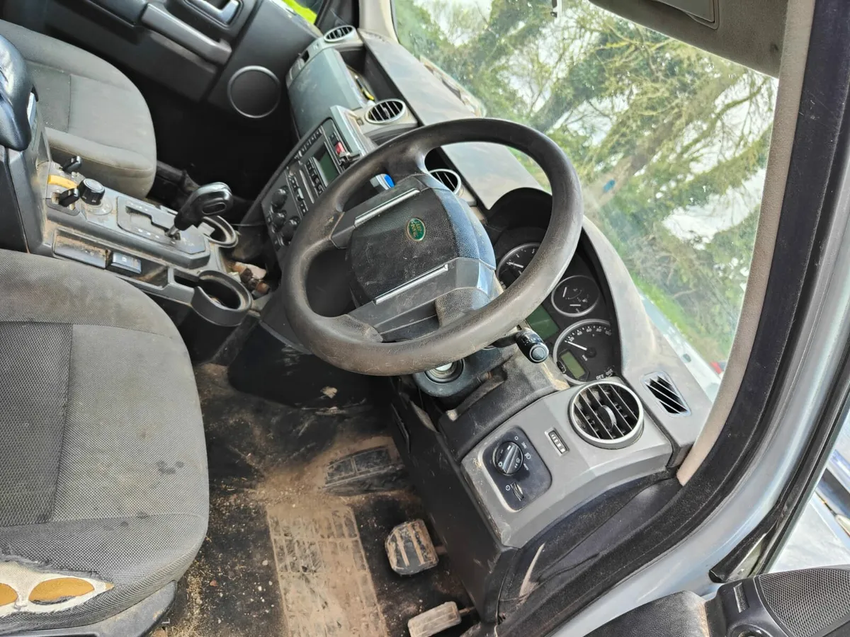 Discovery 3 breaking for parts auto 2.7 v6 - Image 4