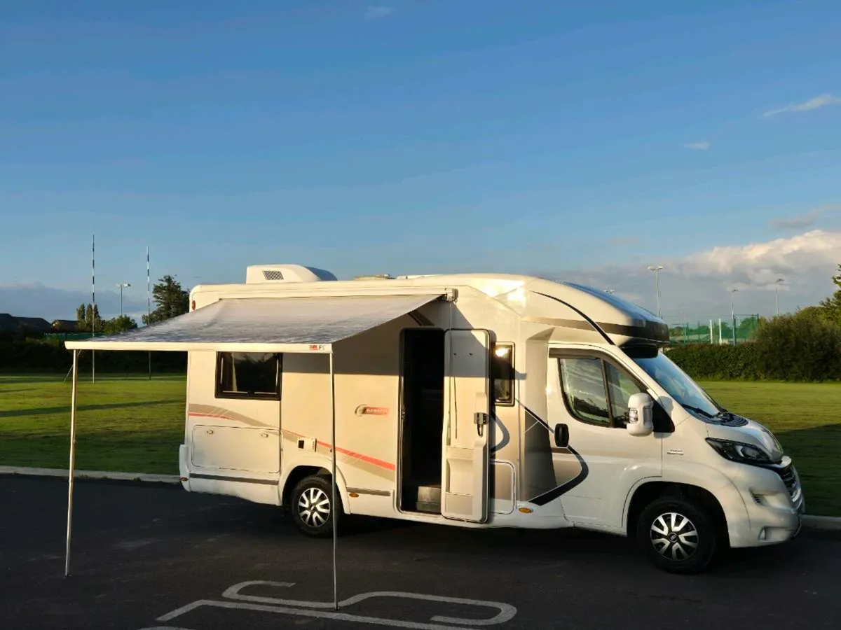 Challenger Genesis 285 150hp Camper - Image 4
