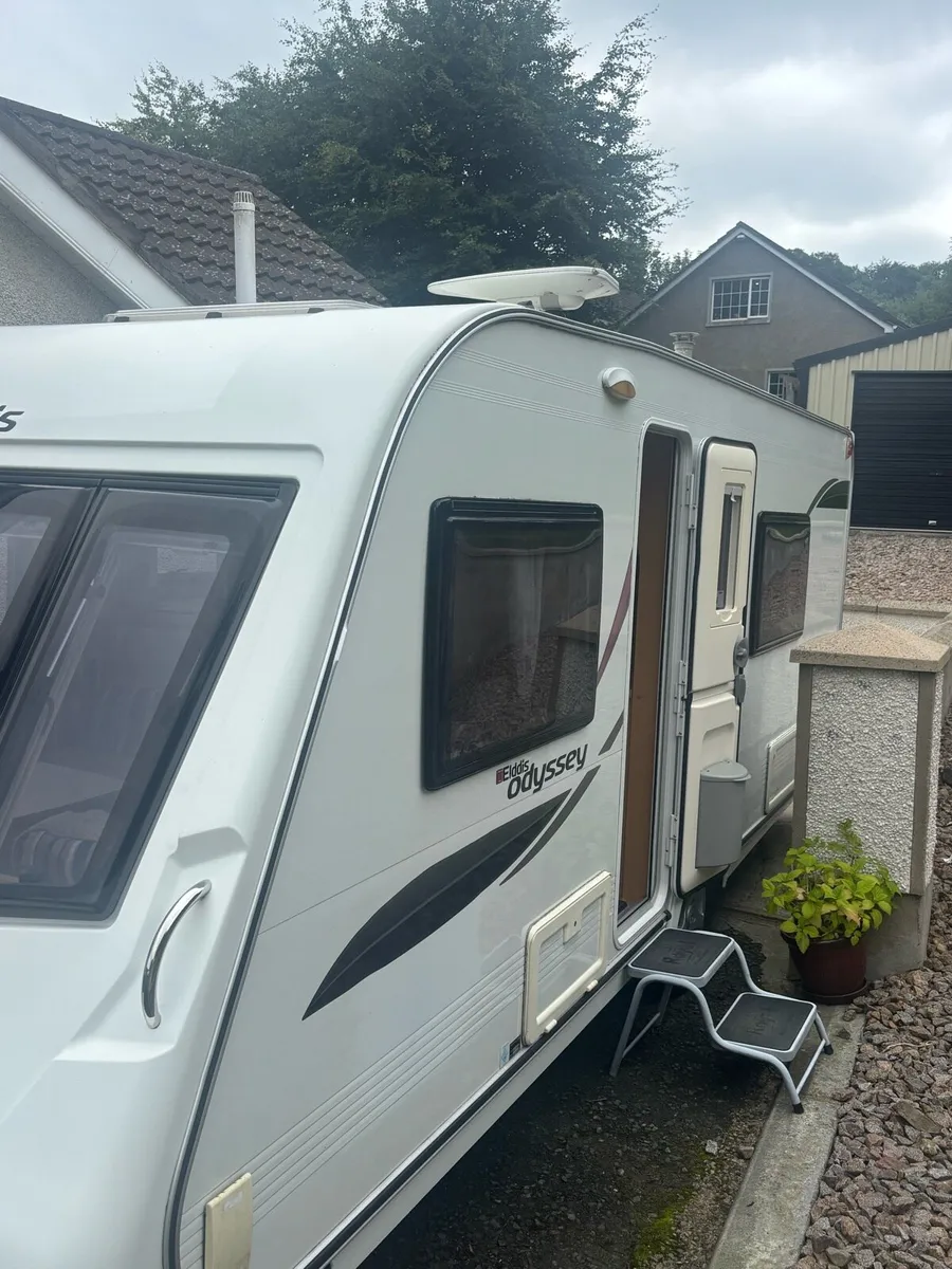 Caravan - Image 4