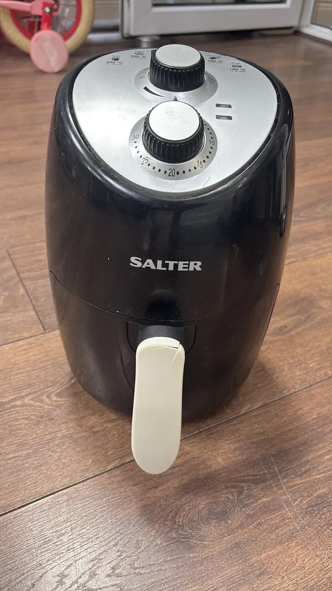 Air fryer - Image 2