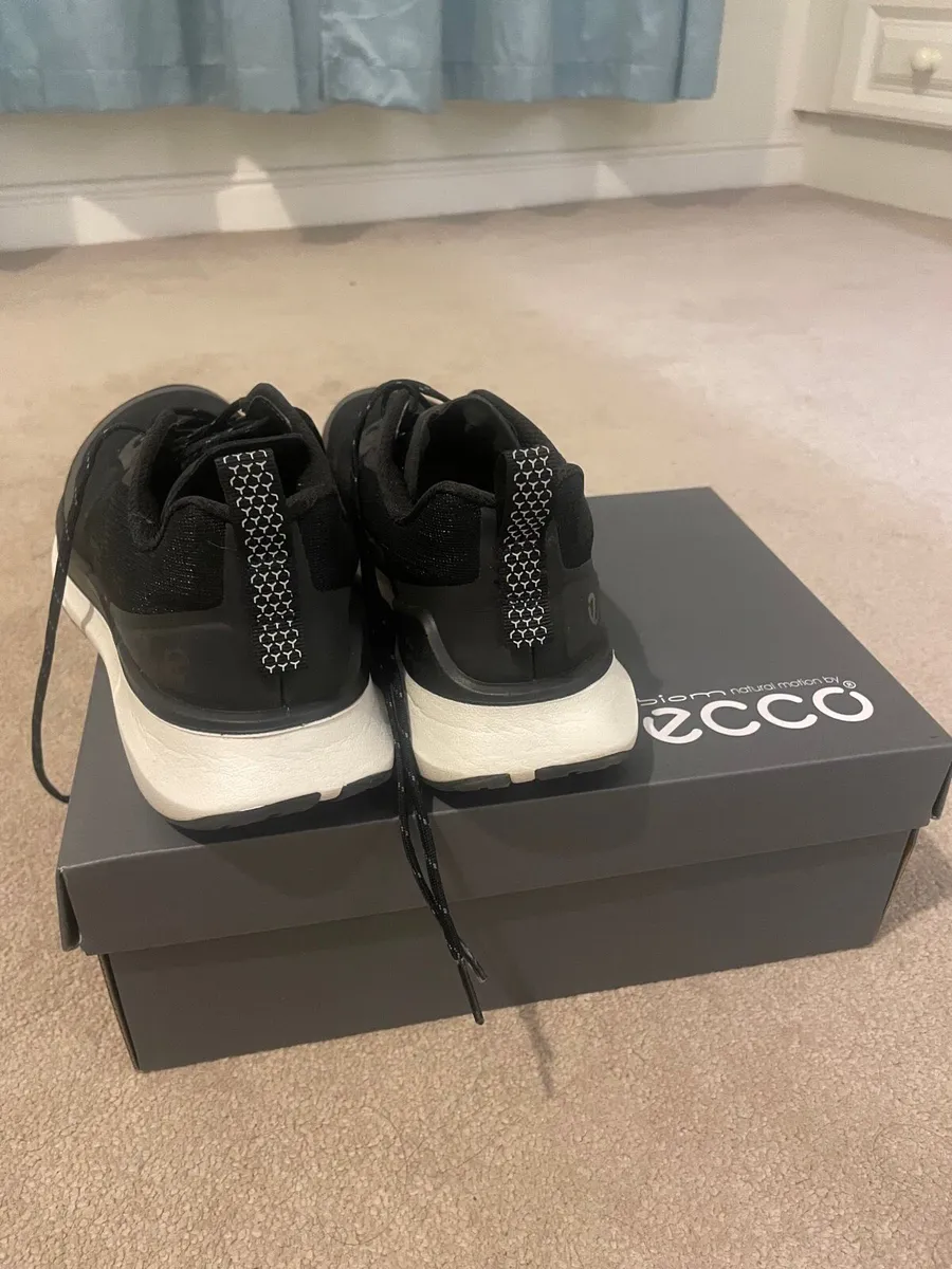 New Ecco biom walking shoe - Image 4