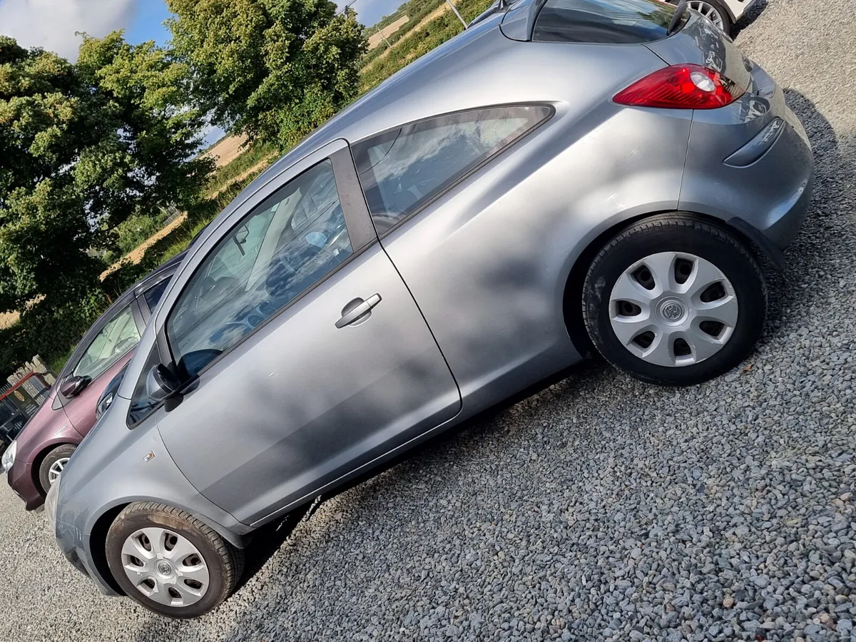 €2600 Vauxhall Corsa 2012 1.2L     €2600 - Image 2