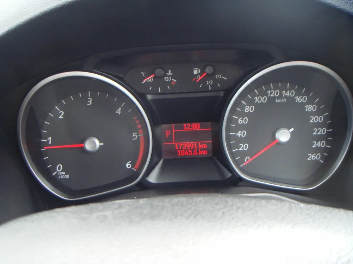 Ford Mondeo 2011 Automatic diesel - Image 3