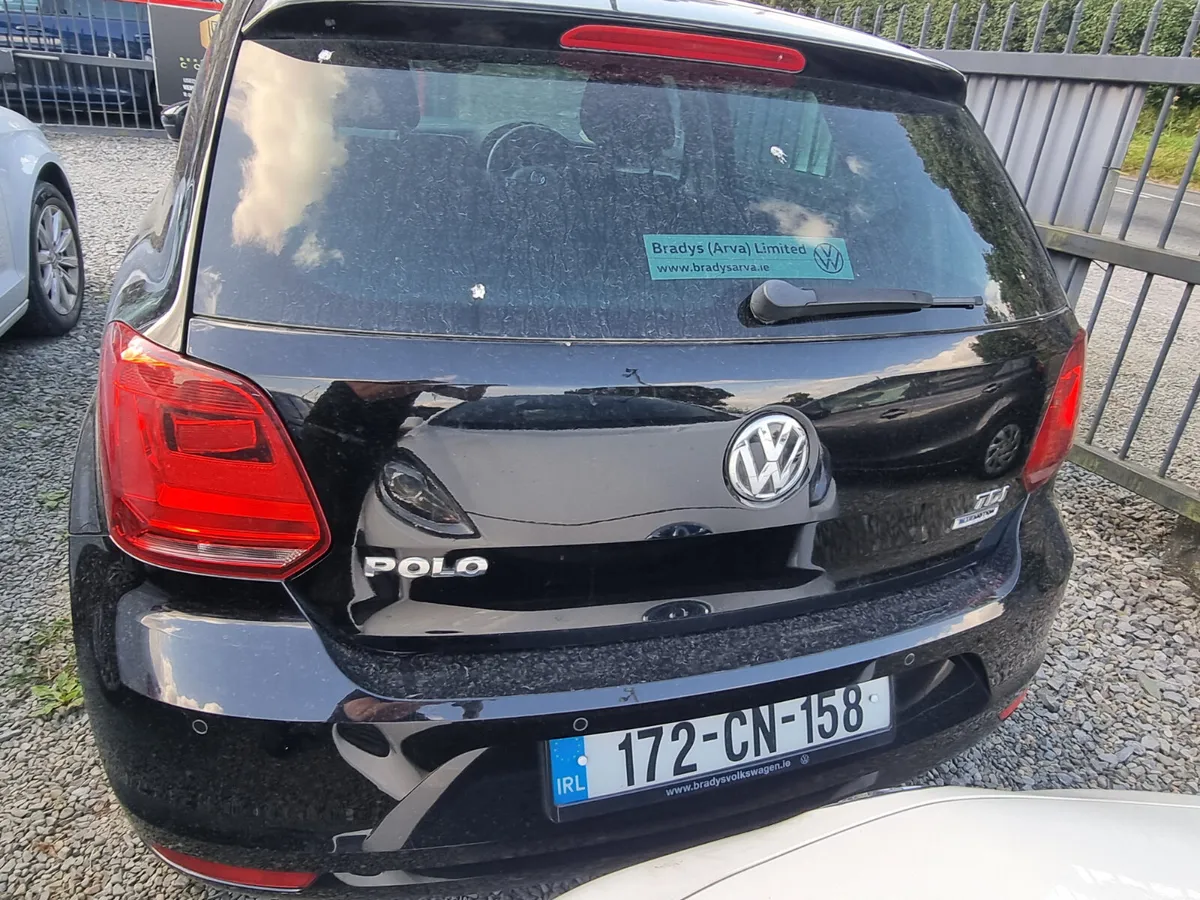 Volkswagen Polo 2017 manual low miles €10900 - Image 2