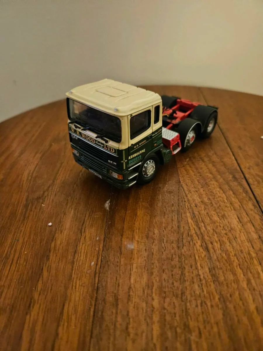 Corgi ERF Tractor Unit - Image 1