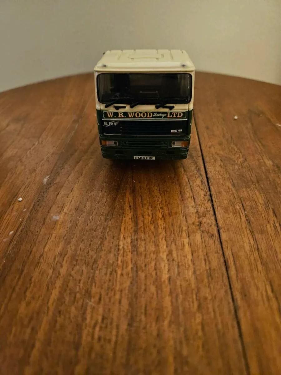 Corgi ERF Tractor Unit - Image 2