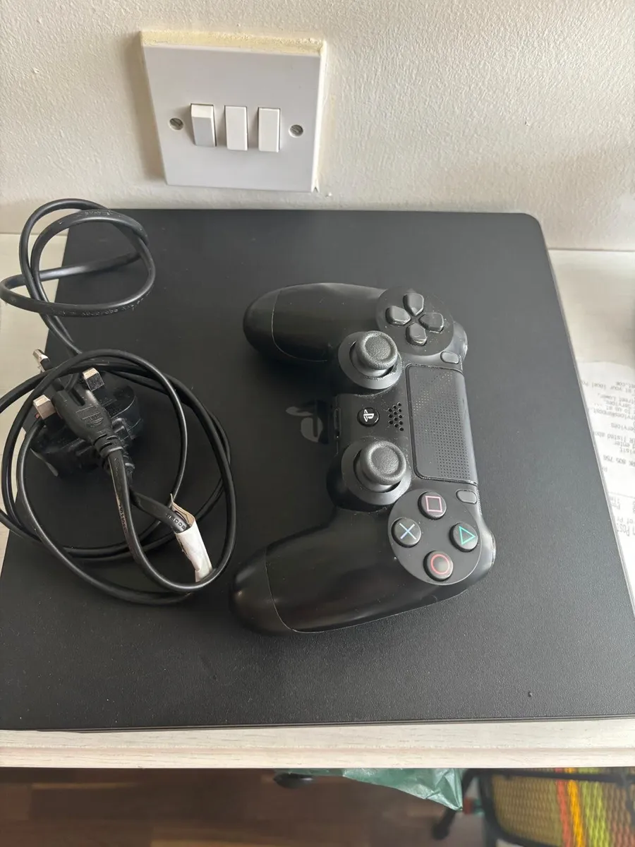 PS4 - Image 1