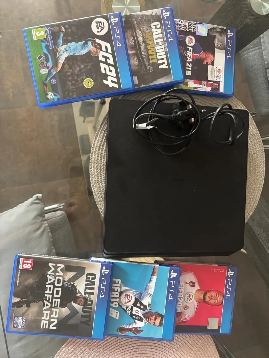 PS4 - Image 2