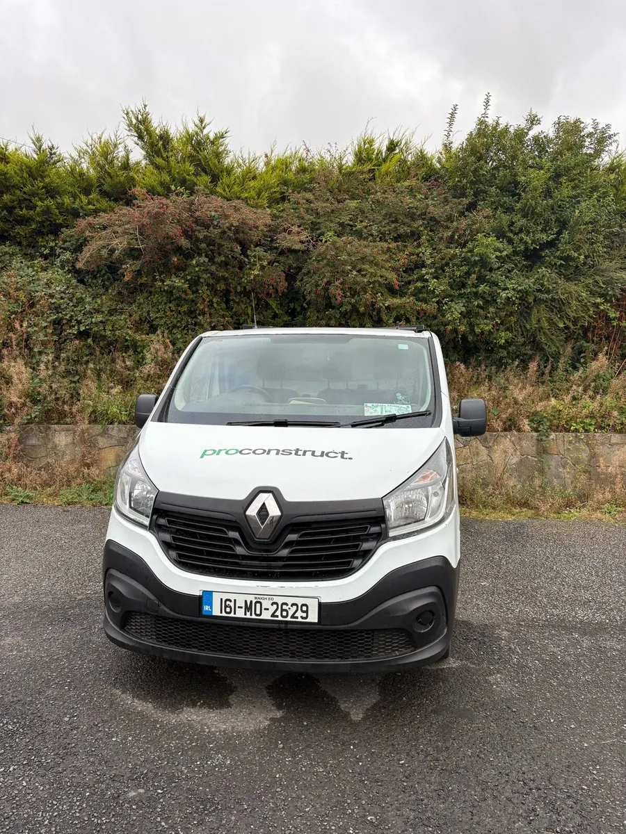 Van - Image 2