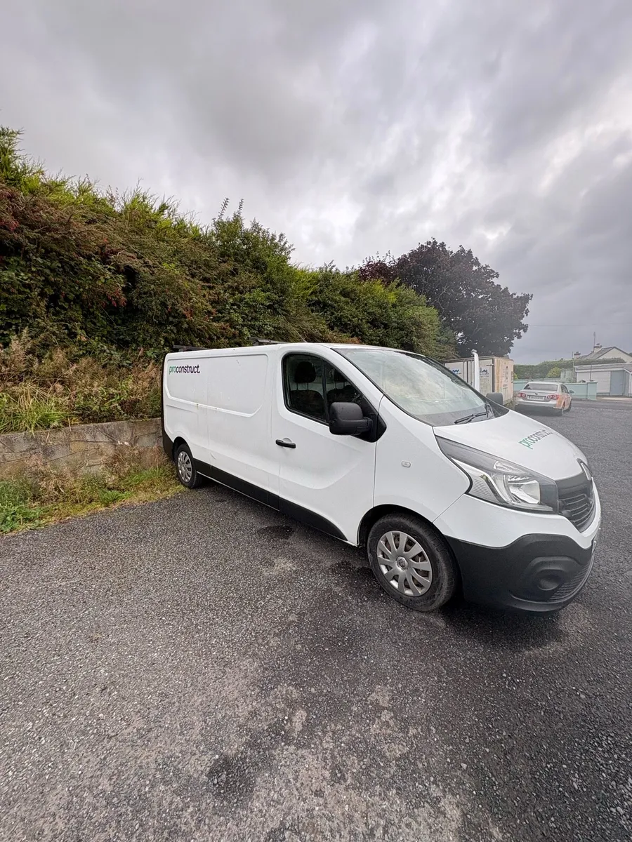 Van - Image 3