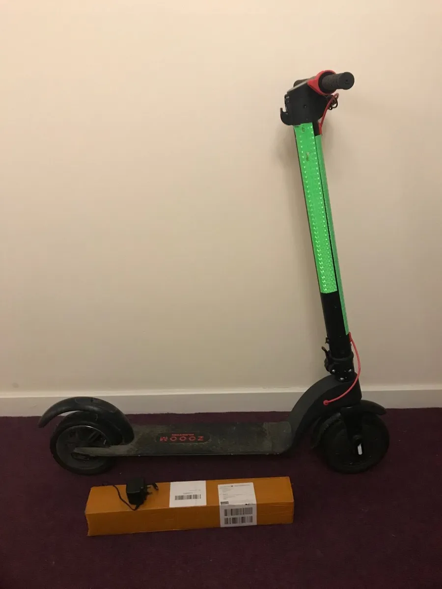 Electric zooom scooter - Image 2