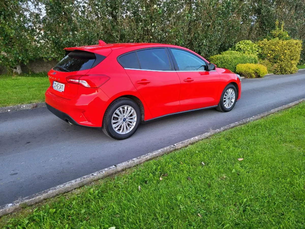 FORD FOCUS TITANIUM 1.5 TDCO. - Image 2