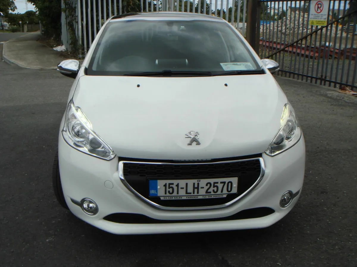 Peugeot 208 diesel 2015 - Image 4