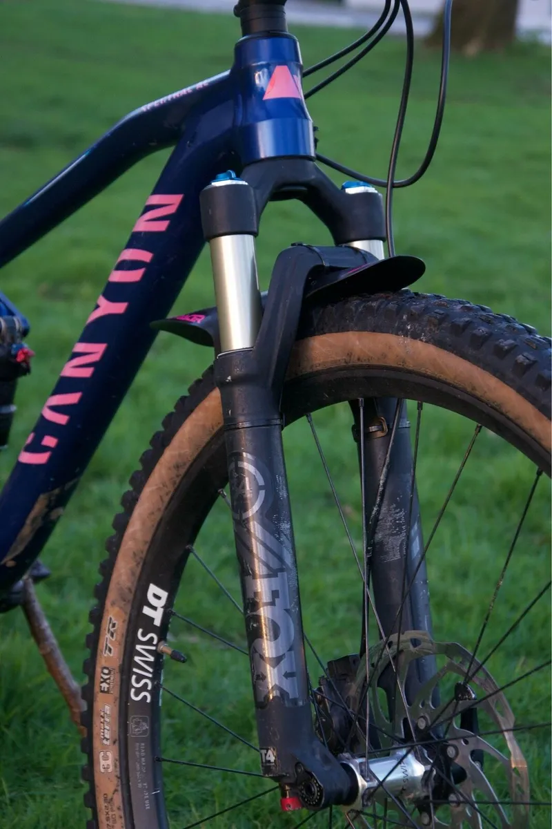 Canyon Spectral AL 6.0 2017 Wms Mountain Bike - Image 4