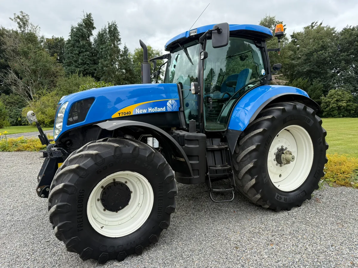 2009 New Holland T7040 *MINT! €49950 Plus Vat - Image 1