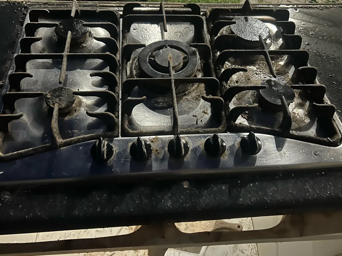 Gas cooker hob