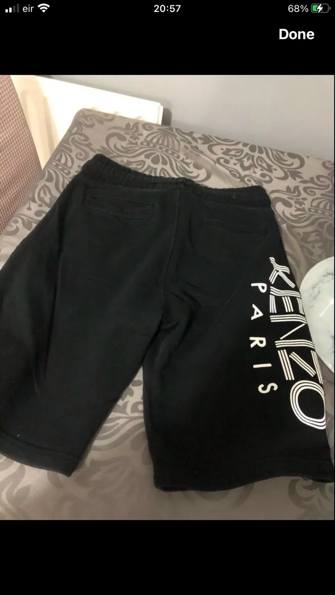 Mens kenzo shorts size S €40 - Image 1