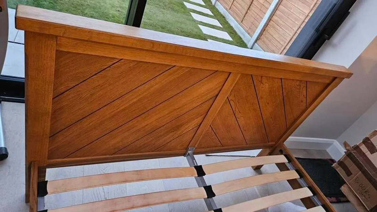 Solid wood, king size bed - Image 3