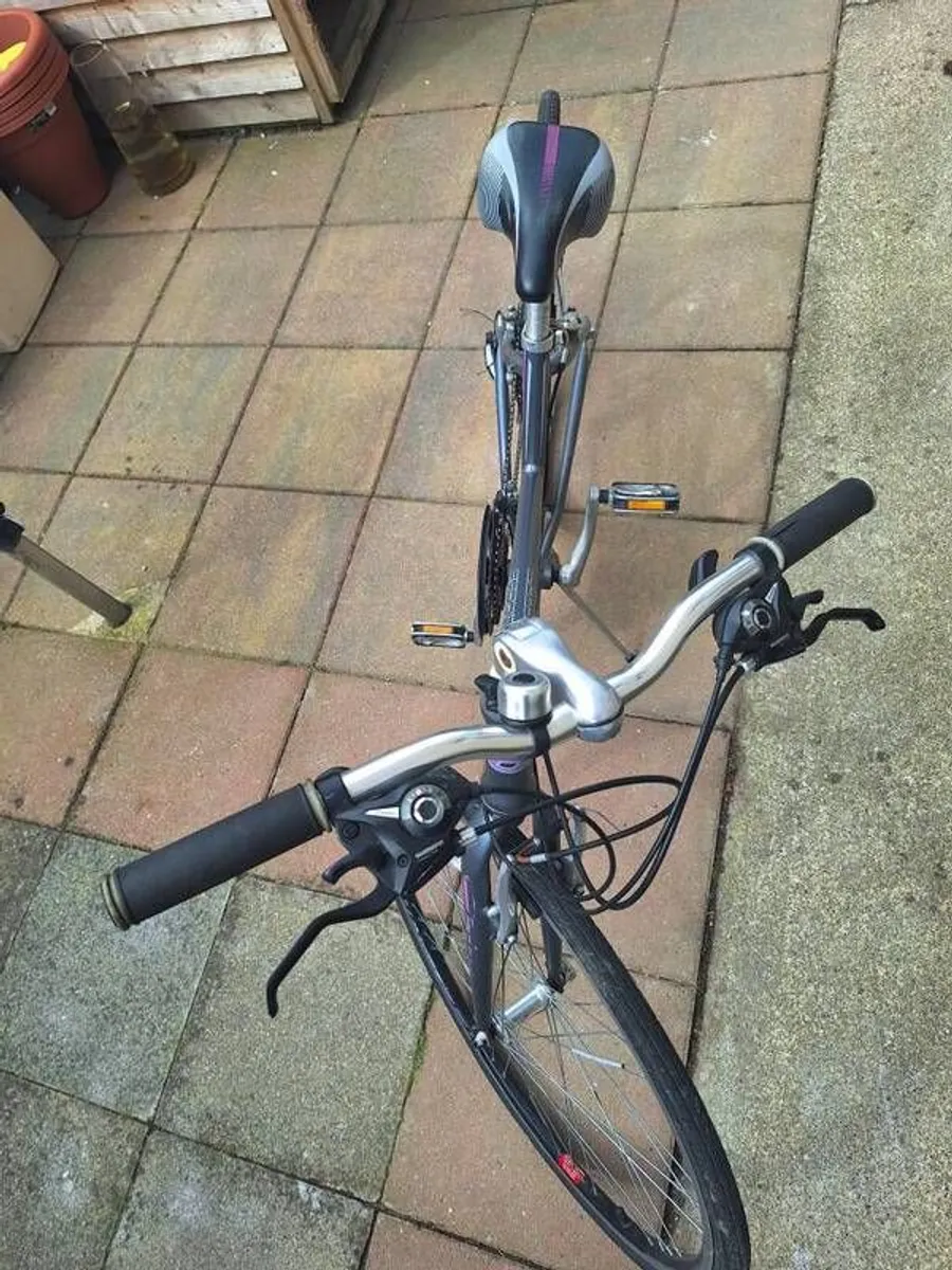 Ladies Hybrid Bike - Image 2