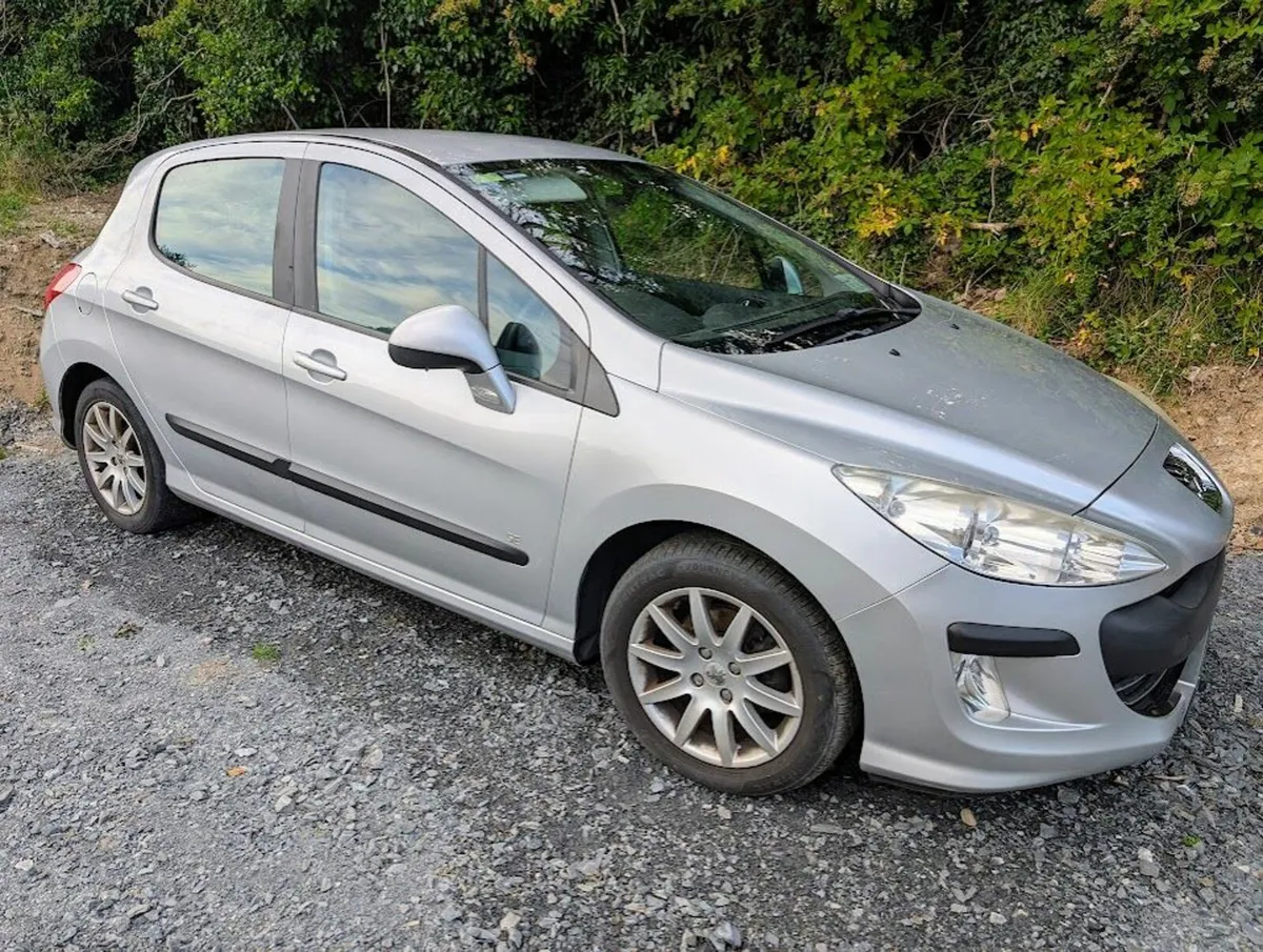 Peugeot 308 2010 - Image 1