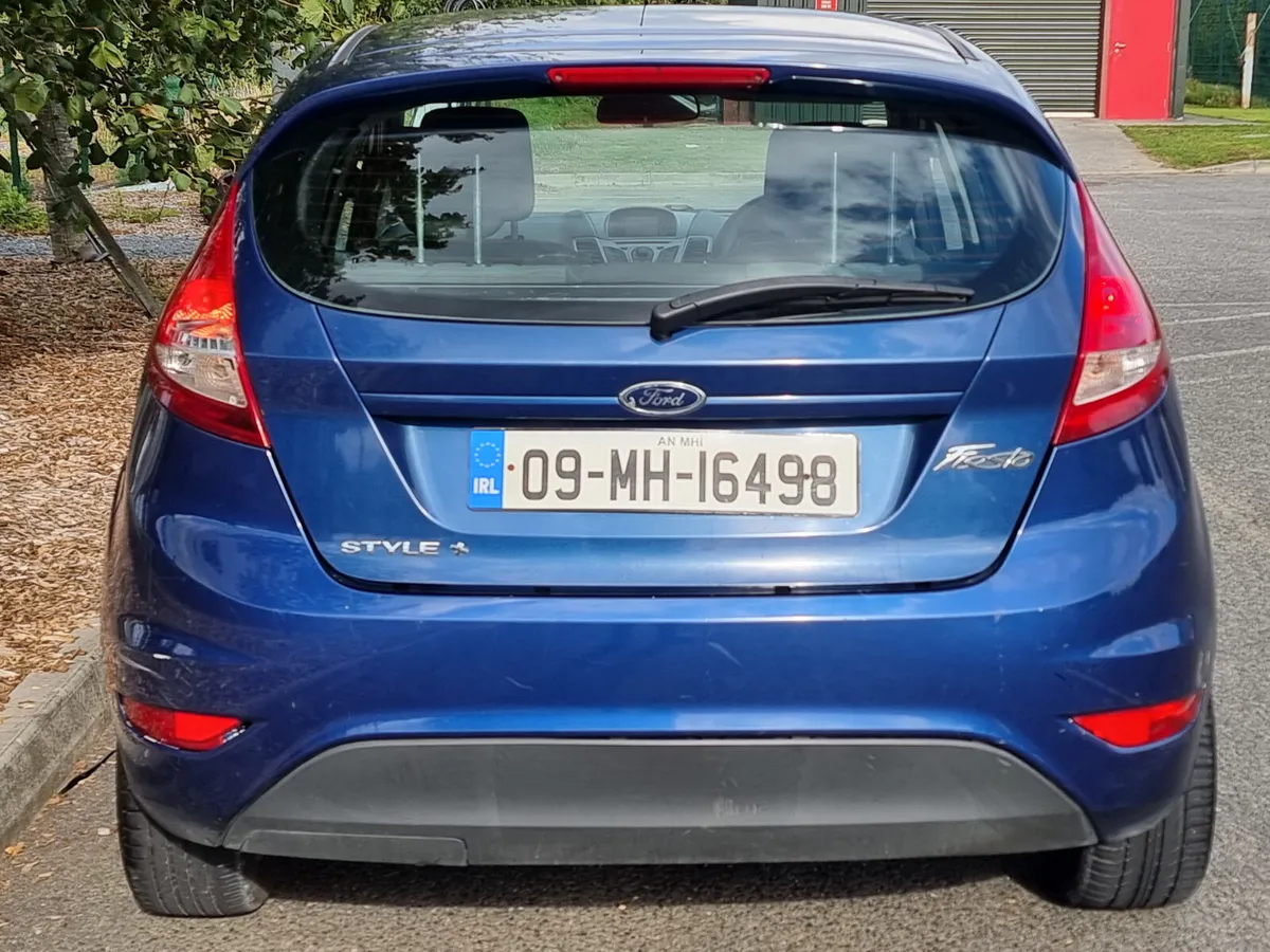 €2222 Ford Fiesta 2009 absolute bargain €2222 - Image 3