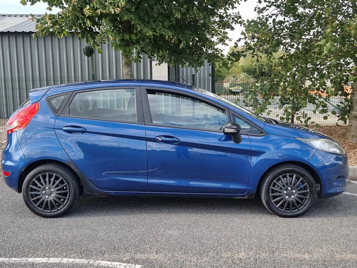 €2222 Ford Fiesta 2009 absolute bargain €2222 - Image 4