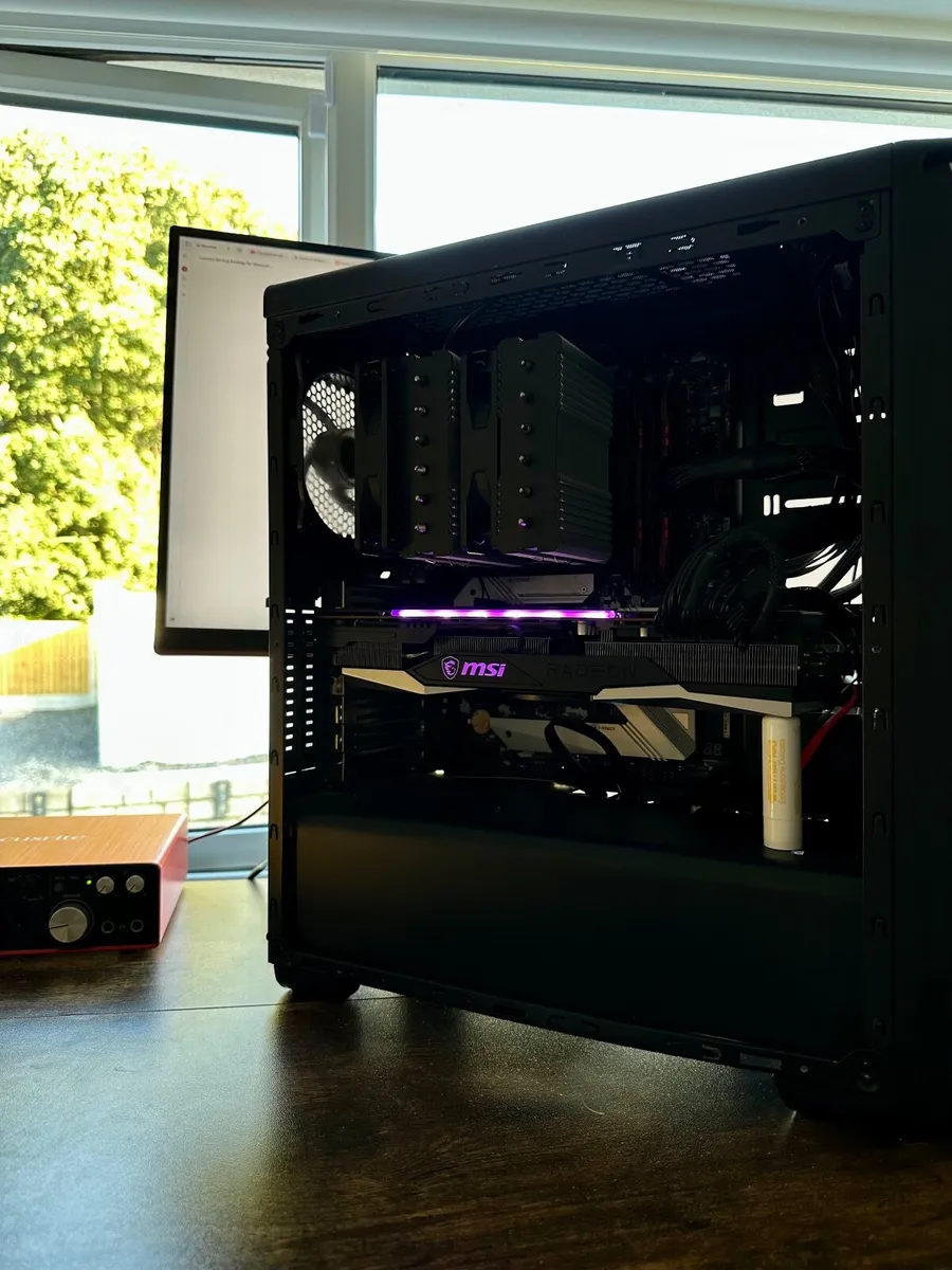 Gaming PC - RX 6800 XT + Ryzen 7 5700G + 64RAM - Image 1