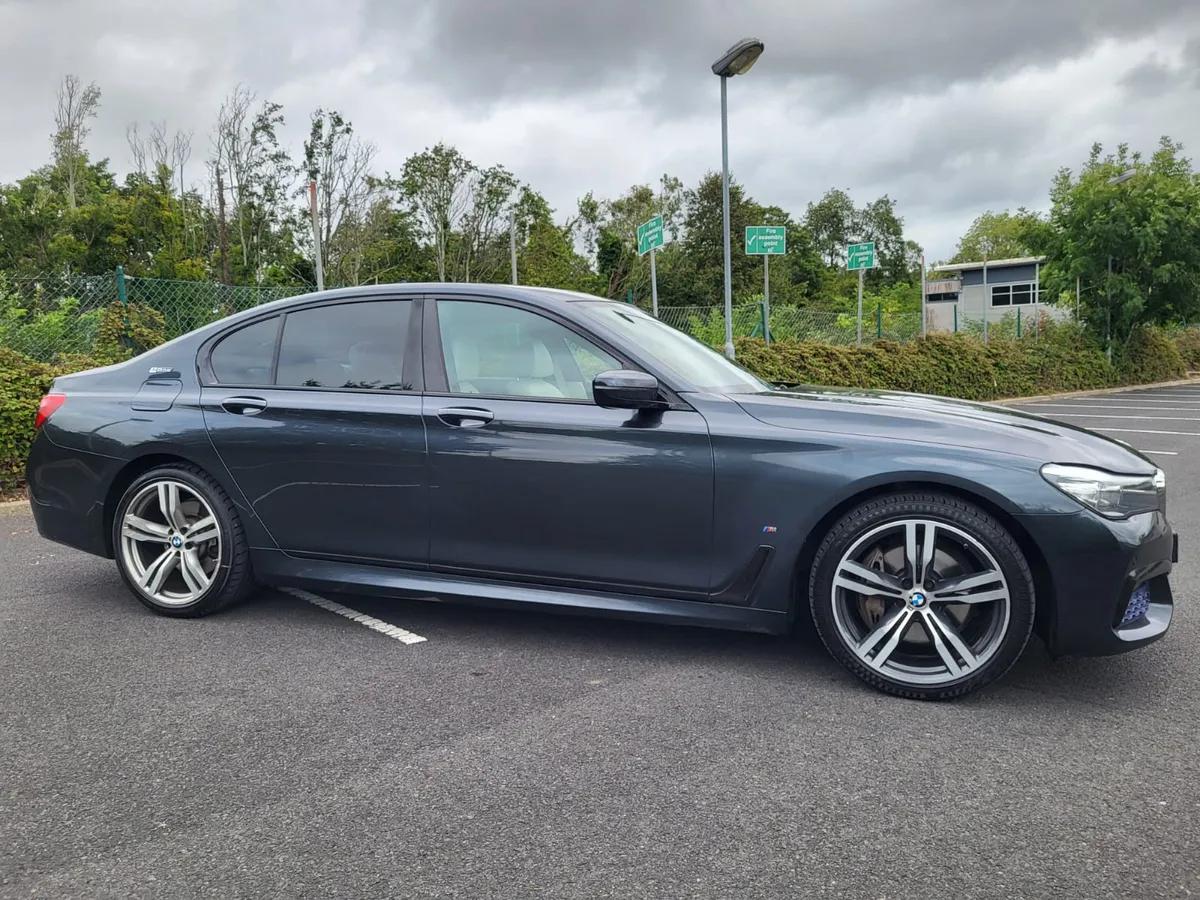 2017 BMW 740E M SPORT PHEV HYBRID AUTO - Image 1
