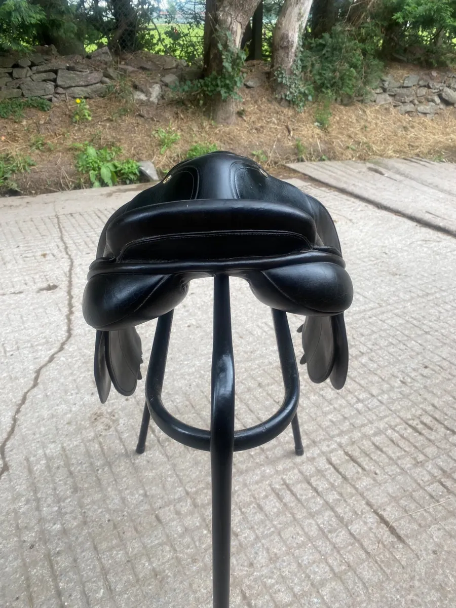 GFS black Jump Saddle - Image 2