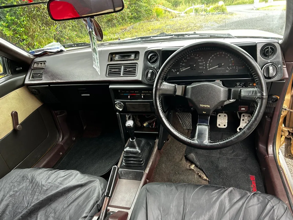 Toyota Corolla ae86 twincam - Image 4