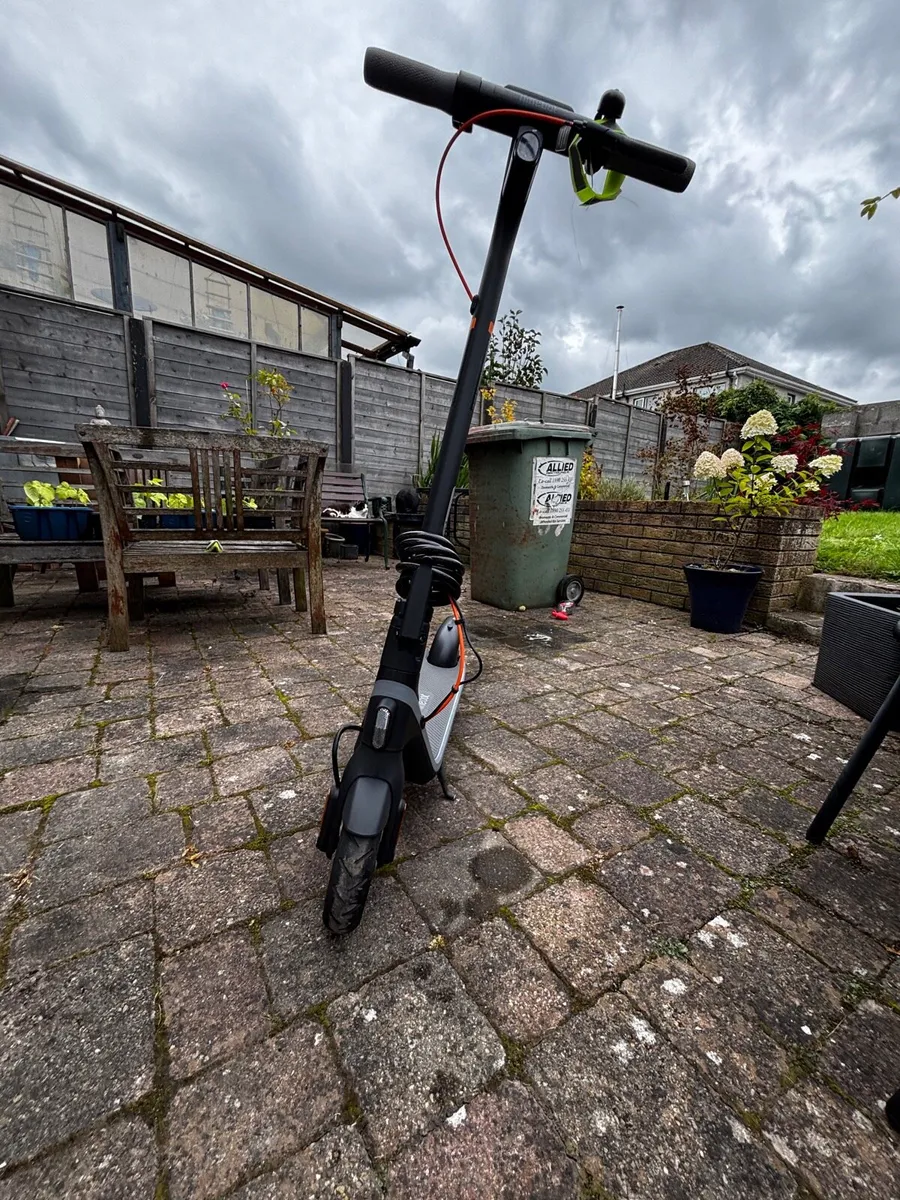 E scooter - Image 2