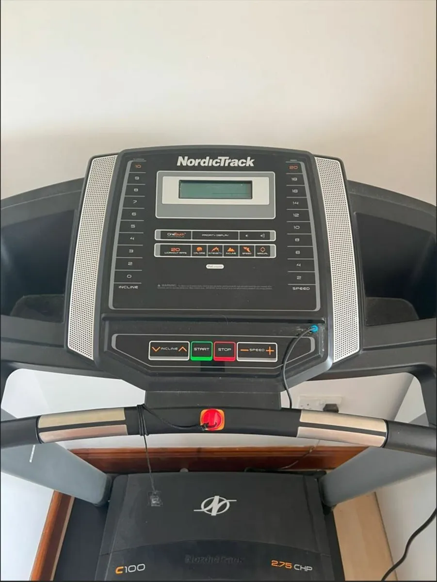 NordicTrack C100 Treadmill – Excellent Condition - Image 1