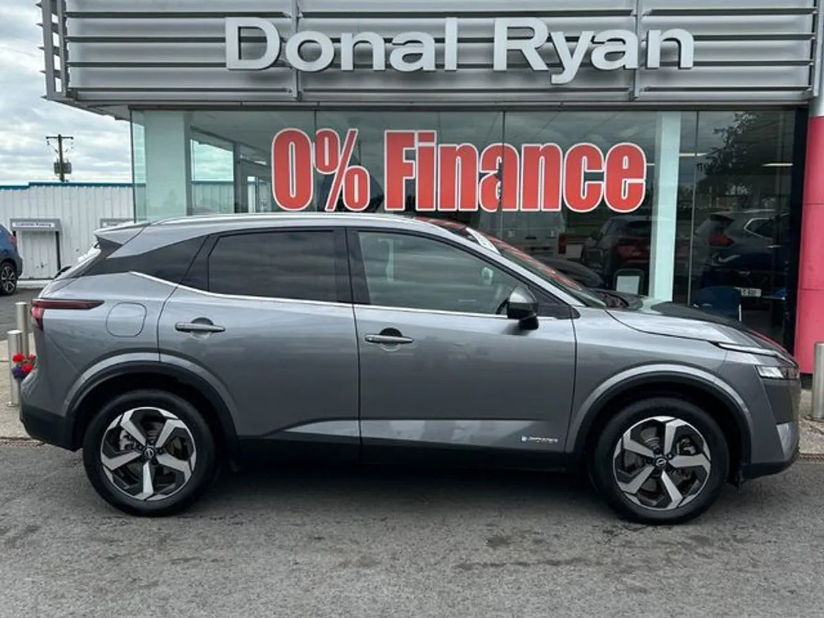 Nissan QASHQAI Epower SV GR RR PG 4DR Auto - Image 1