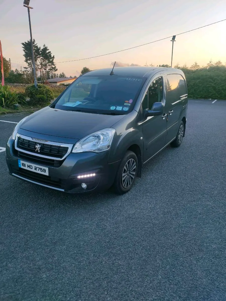 Peugeot partner ** no vat*** - Image 1